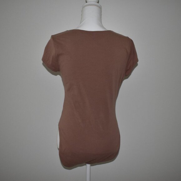 Old Navy Tan Short Sleeve Bodysuit - Size Large - Picture 2 of 2
